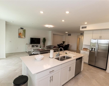 16572 Kingwood Lane - Photo Thumbnail 6