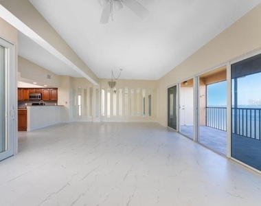1601 Park Beach Circle - Photo Thumbnail 11