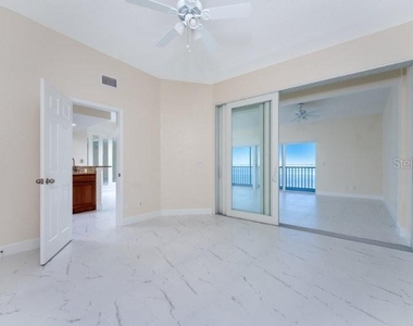 1601 Park Beach Circle - Photo Thumbnail 8