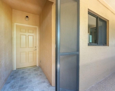 1601 Park Beach Circle - Photo Thumbnail 4