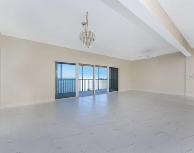 1601 Park Beach Circle - Photo Thumbnail 14