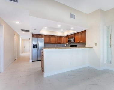 1601 Park Beach Circle - Photo Thumbnail 18