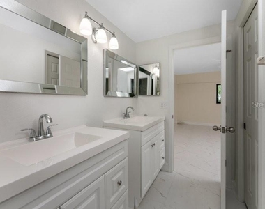 1601 Park Beach Circle - Photo Thumbnail 29