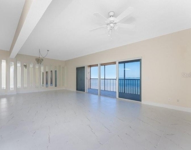 1601 Park Beach Circle - Photo Thumbnail 10