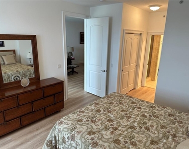615 Riviera Dunes Way - Photo Thumbnail 10
