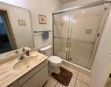346 Springdale Drive W - Photo Thumbnail 26