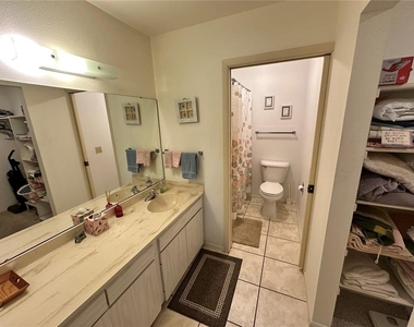 346 Springdale Drive W - Photo Thumbnail 20