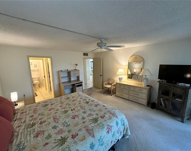 346 Springdale Drive W - Photo Thumbnail 17