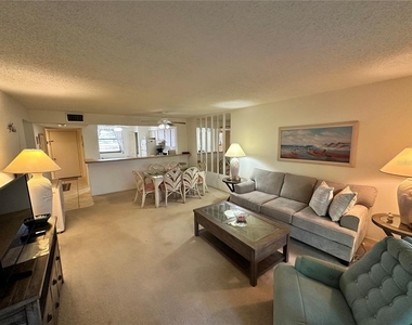 346 Springdale Drive W - Photo Thumbnail 12