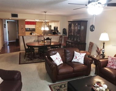 577 Lakeside Drive - Photo Thumbnail 3