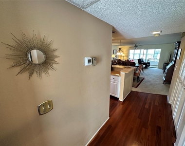 577 Lakeside Drive - Photo Thumbnail 1