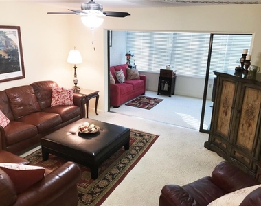577 Lakeside Drive - Photo Thumbnail 4