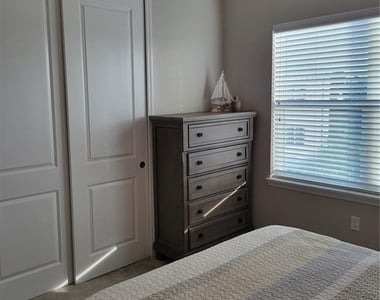 7710 34th Avenue W - Photo Thumbnail 27