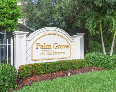 7269 Fountain Palm Circle - Photo Thumbnail 3