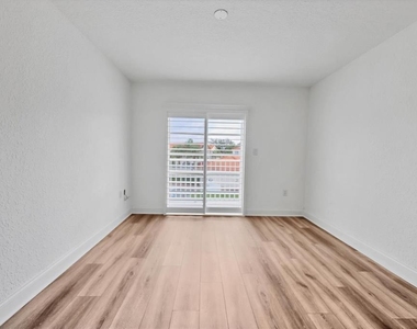 7269 Fountain Palm Circle - Photo Thumbnail 19