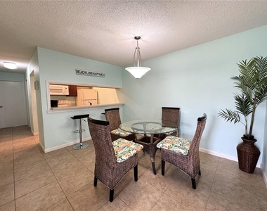 3545 59th Avenue W - Photo Thumbnail 6