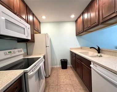3545 59th Avenue W - Photo Thumbnail 11