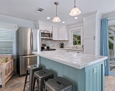 305 57th Street - Photo Thumbnail 8