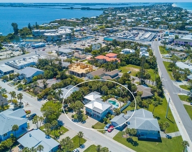 305 57th Street - Photo Thumbnail 19