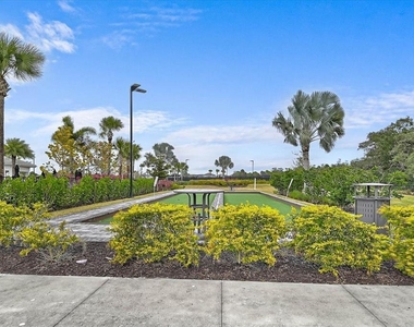 7782 Waning Moon Way - Photo Thumbnail 32