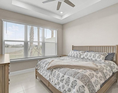 7782 Waning Moon Way - Photo Thumbnail 18