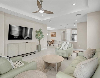 7782 Waning Moon Way - Photo Thumbnail 4