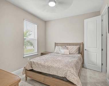 7782 Waning Moon Way - Photo Thumbnail 12