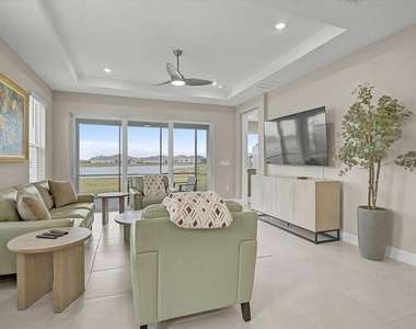7782 Waning Moon Way - Photo Thumbnail 3