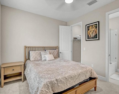 7782 Waning Moon Way - Photo Thumbnail 13