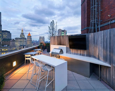 Cliff Street - Photo Thumbnail 9
