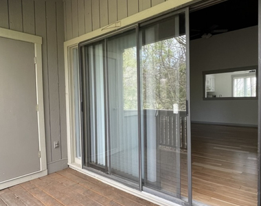 14 Algonquin Lane - Photo Thumbnail 18