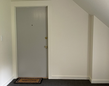 14 Algonquin Lane - Photo Thumbnail 16