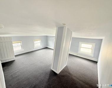 240 Wood Avenue - Photo Thumbnail 11