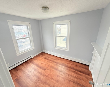 240 Wood Avenue - Photo Thumbnail 7