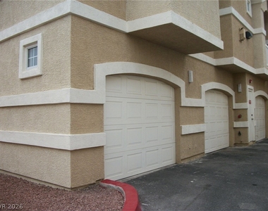 5855 Valley Drive - Photo Thumbnail 7