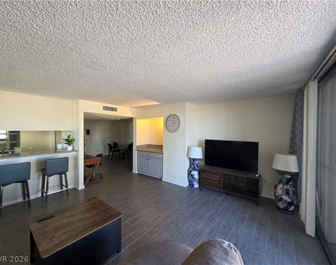 750 S Royal Crest Circle - Photo Thumbnail 14