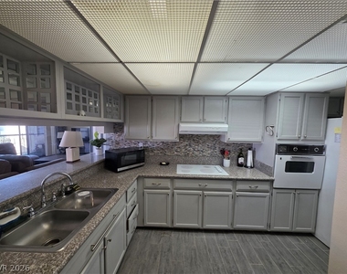750 S Royal Crest Circle - Photo Thumbnail 8