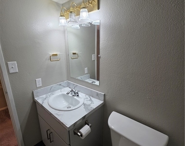 3930 University Center Drive - Photo Thumbnail 33