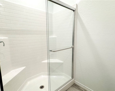 600 N Carriage Hill Dr - Photo Thumbnail 28