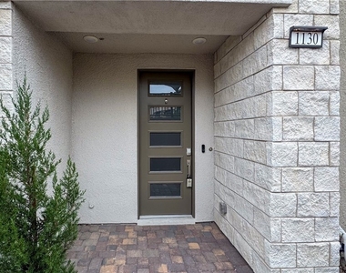 600 N Carriage Hill Dr - Photo Thumbnail 1