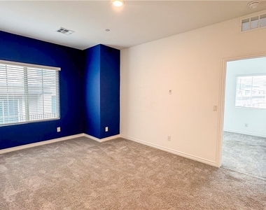 600 N Carriage Hill Dr - Photo Thumbnail 20