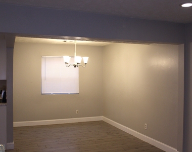 5811 Calico Court - Photo Thumbnail 6