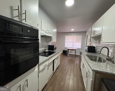 3080 Forrest Park Road Se - Photo Thumbnail 7