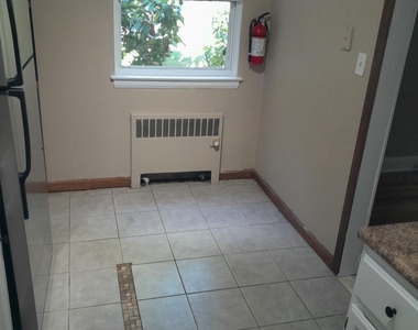 142 South Street - Photo Thumbnail 7