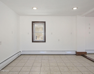 60 Matthews Street - Photo Thumbnail 11