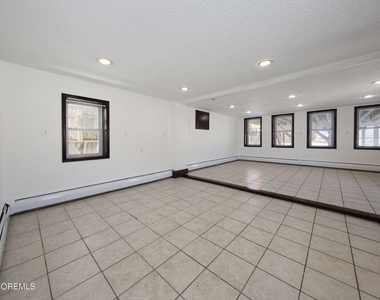 60 Matthews Street - Photo Thumbnail 5