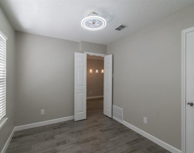 3142 Royal Gable Drive - Photo Thumbnail 25