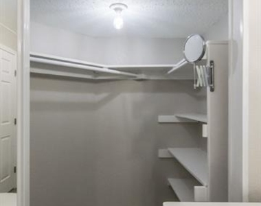 3142 Royal Gable Drive - Photo Thumbnail 20