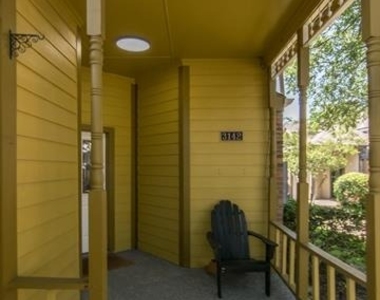 3142 Royal Gable Drive - Photo Thumbnail 1