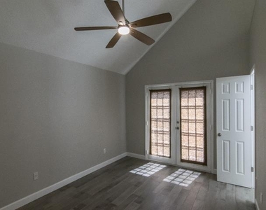 3142 Royal Gable Drive - Photo Thumbnail 21